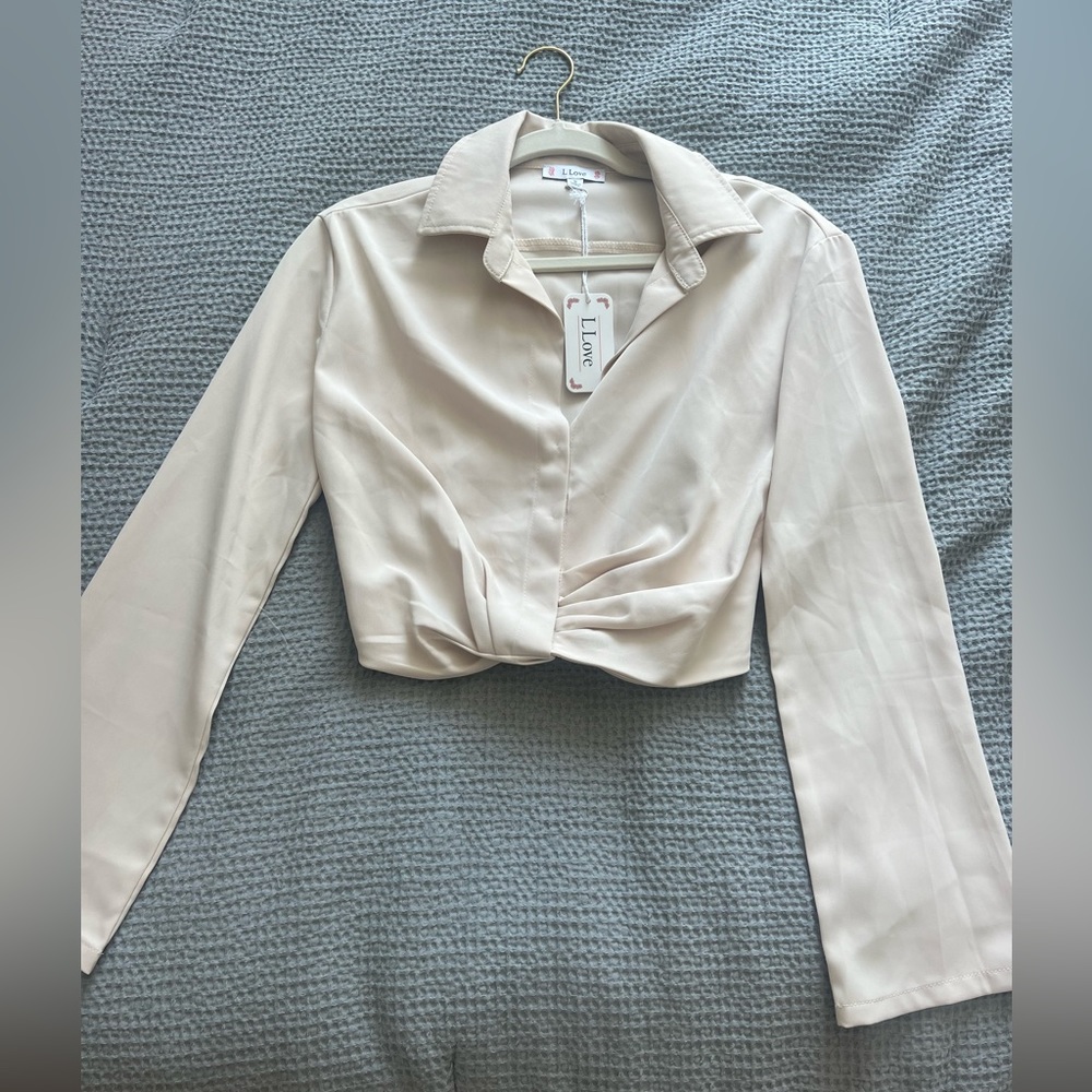 Cute long sleeve top